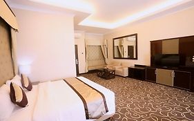 The Adhiwangsa Hotel & Convention Solo